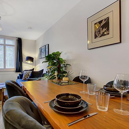 Stylish, Business Traveller Friendly Apartment, With Free Parking And Netflix Farnborough  Exterior foto